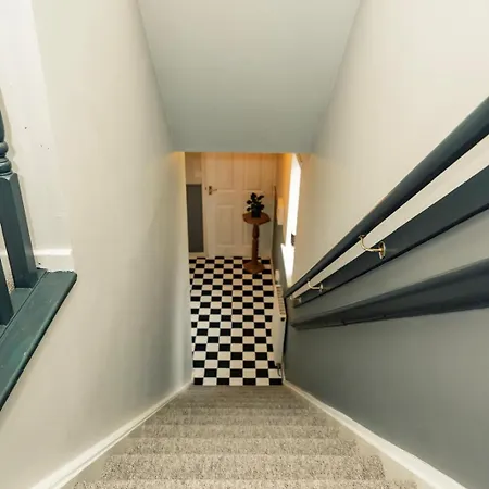 Dom wakacyjny Stylish 2-bedroom Perfect For Families And Couples Bradford (West Yorkshire)